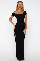 New Character Unlocked Maxi Dress Black